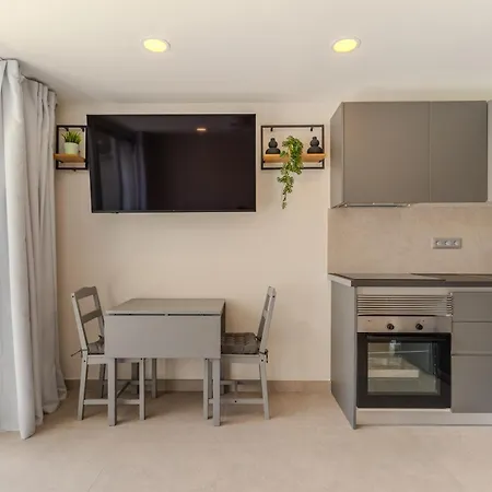 Playa Honda Design, Comfort & Pool Appartement *