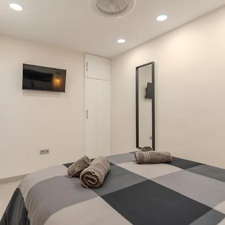 Appartement Playa Honda Design, Comfort & Pool
